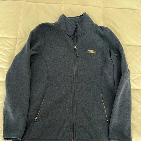 L.L. Bean Navy Fleece Jacket - Picture 1 of 3